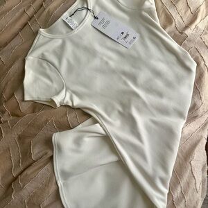 ALO Yoga Ivory Ribbed Short Sleeve Dress